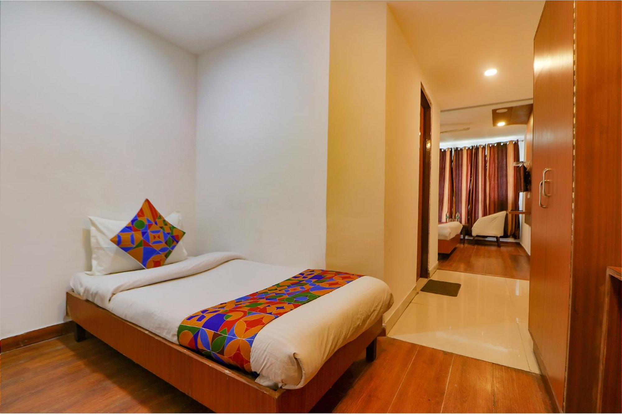 Fabhotel Sikka Royal Classic - Mall Road Mussoorie Εξωτερικό φωτογραφία